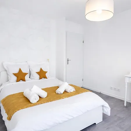5 Mins From Disneyland & Val D'europe - 2 Mins From Train Station - Nuage D'arianne 公寓 *